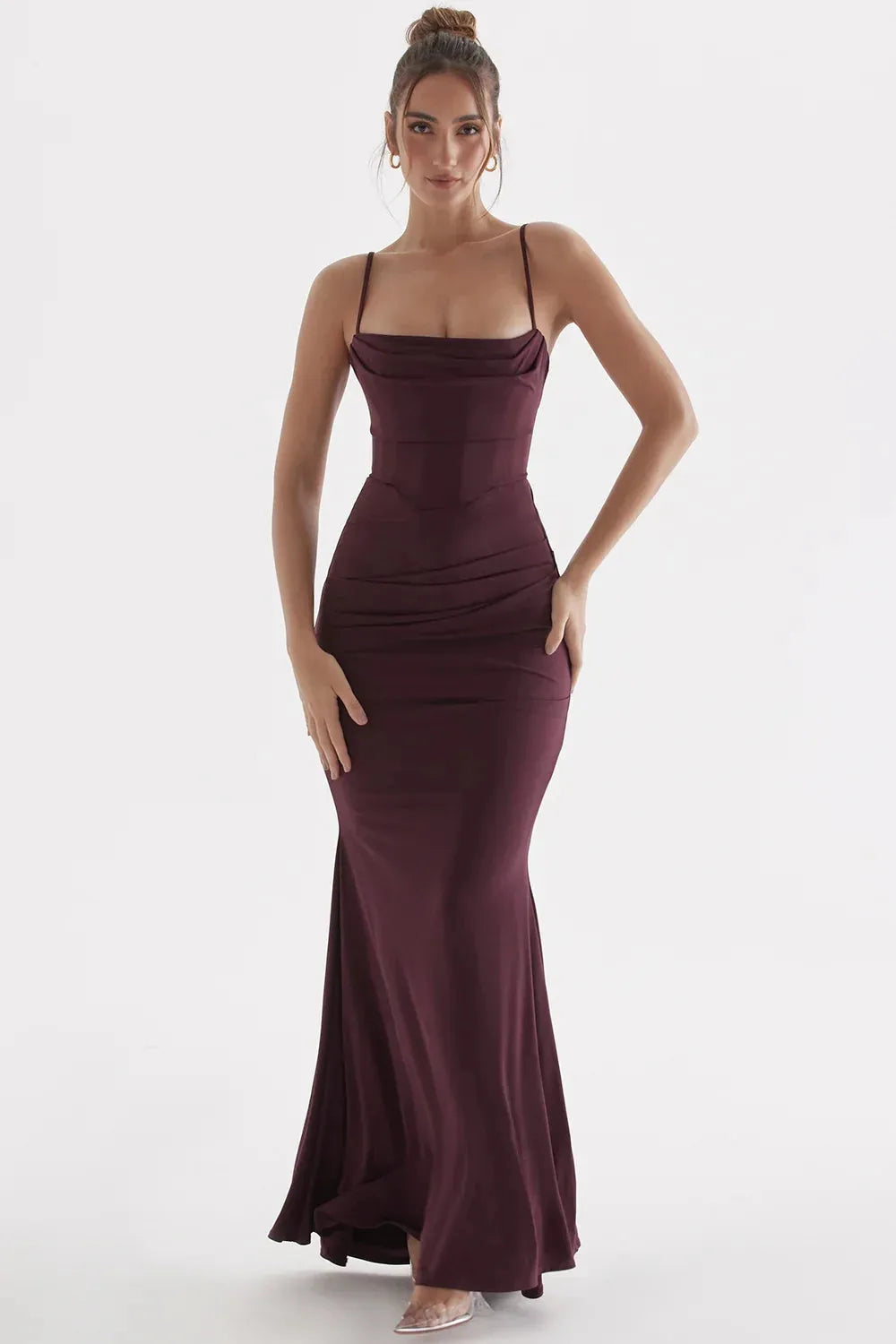 Vestido Longo Vinho Jamilly –  Versatilidade em Cada Detalhe